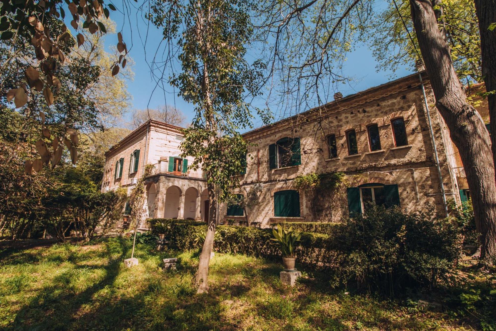 The Baron'S Estate Ξενοδοχείο Torre de' Passeri Εξωτερικό φωτογραφία