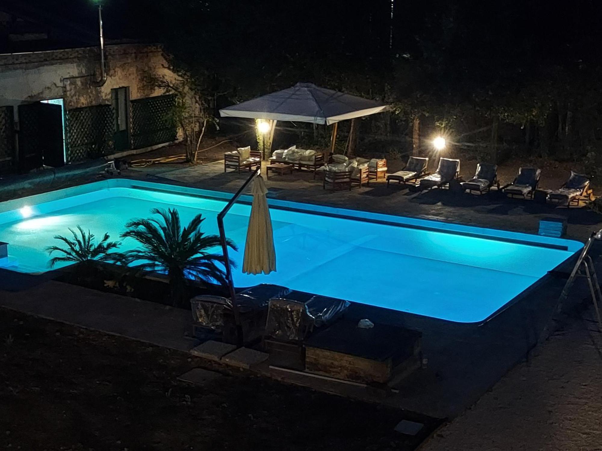 The Baron'S Estate Ξενοδοχείο Torre de' Passeri Εξωτερικό φωτογραφία